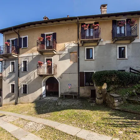 Complex Levoasi Apartment *