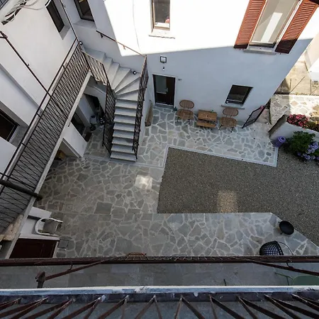Appartement Complex Levoasi